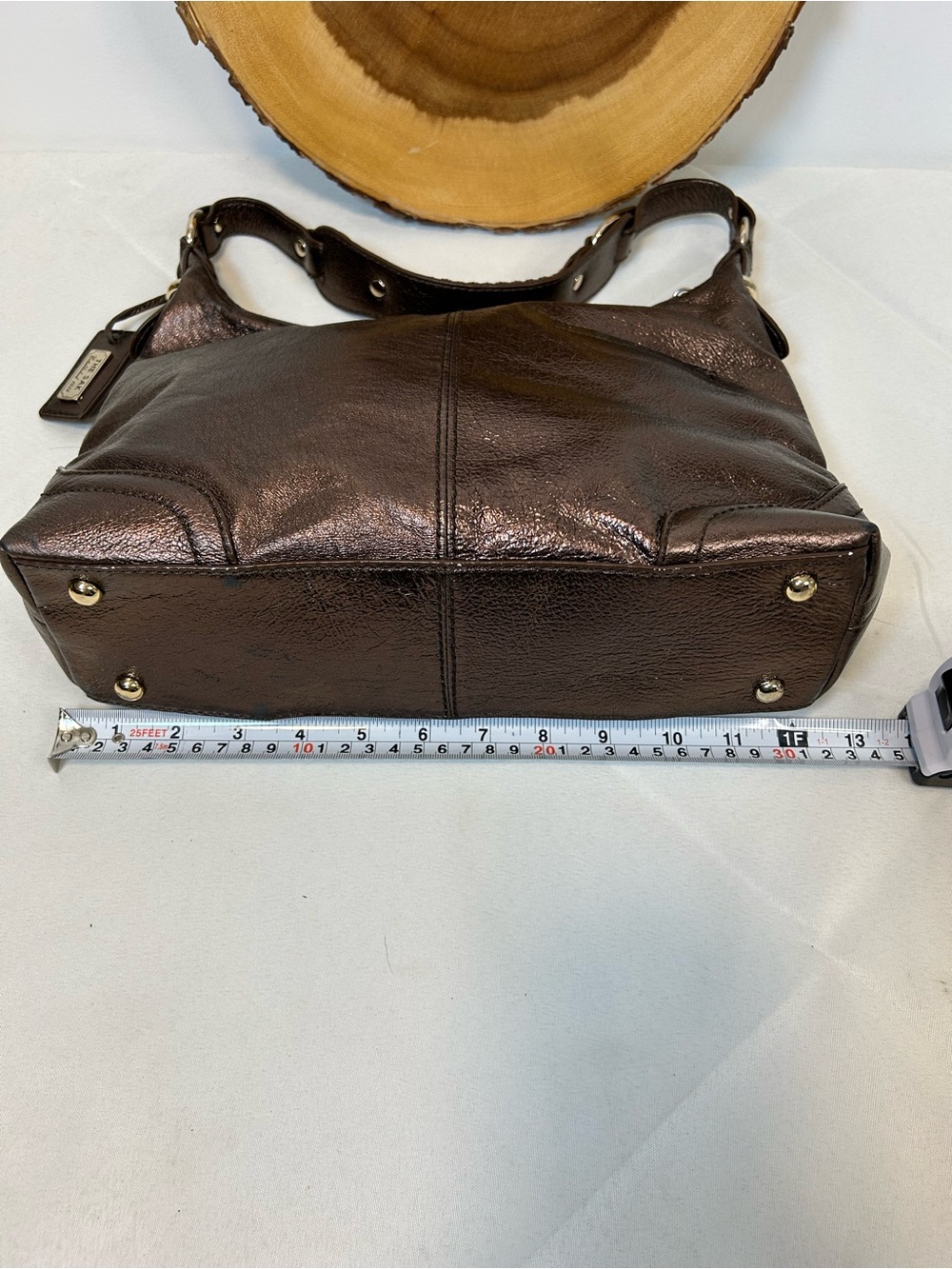 The SAK Metallic Bronze Leather Shoulder Bag medium slouchy hobo style - Picture 4 of 9